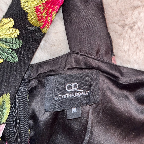 CR By Cynthia Rowley Embroidered Halter Dress, Size M - Picture 5 of 5